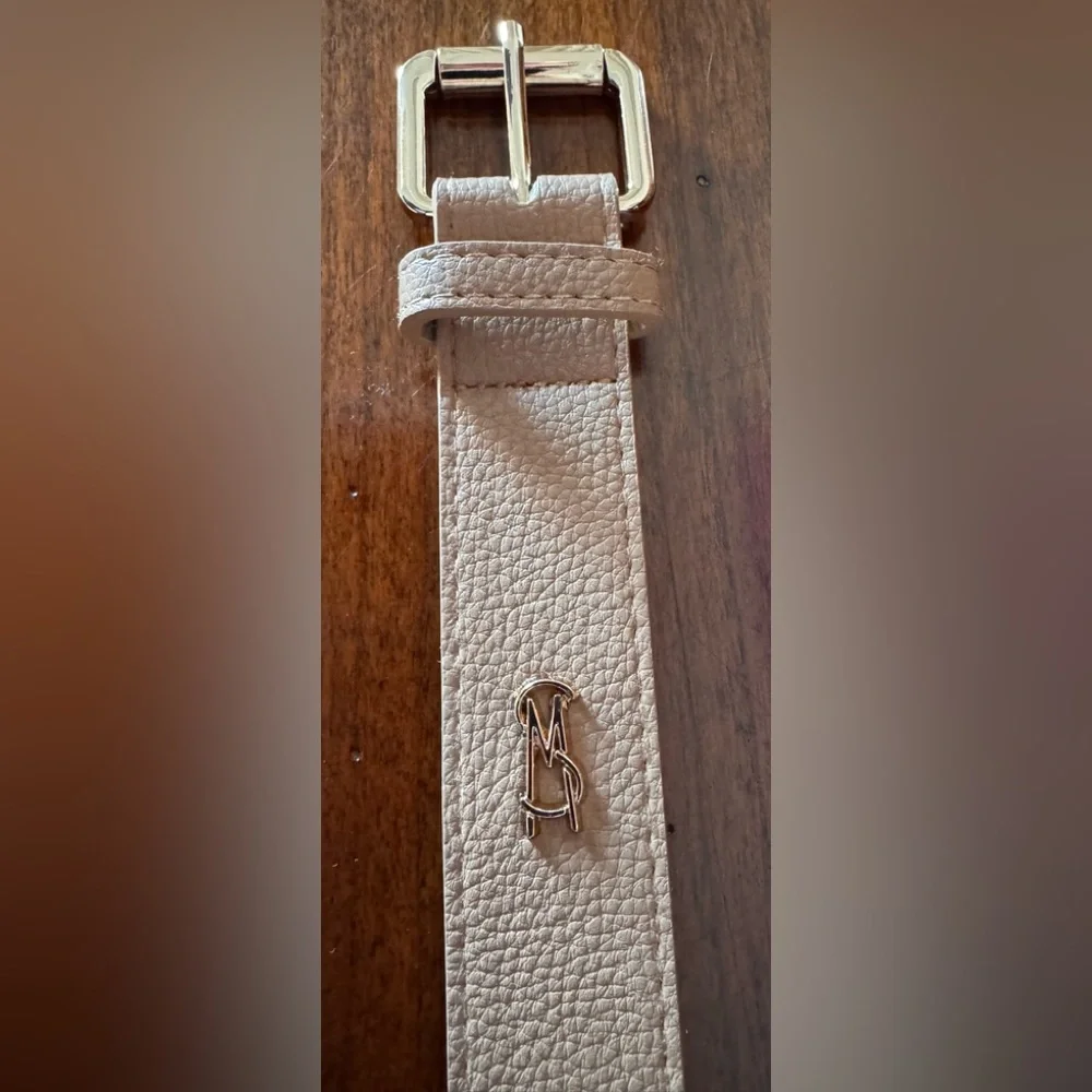 Steve Madden Tan Leather Belt with Gold Buckle - Picture 3 of 4